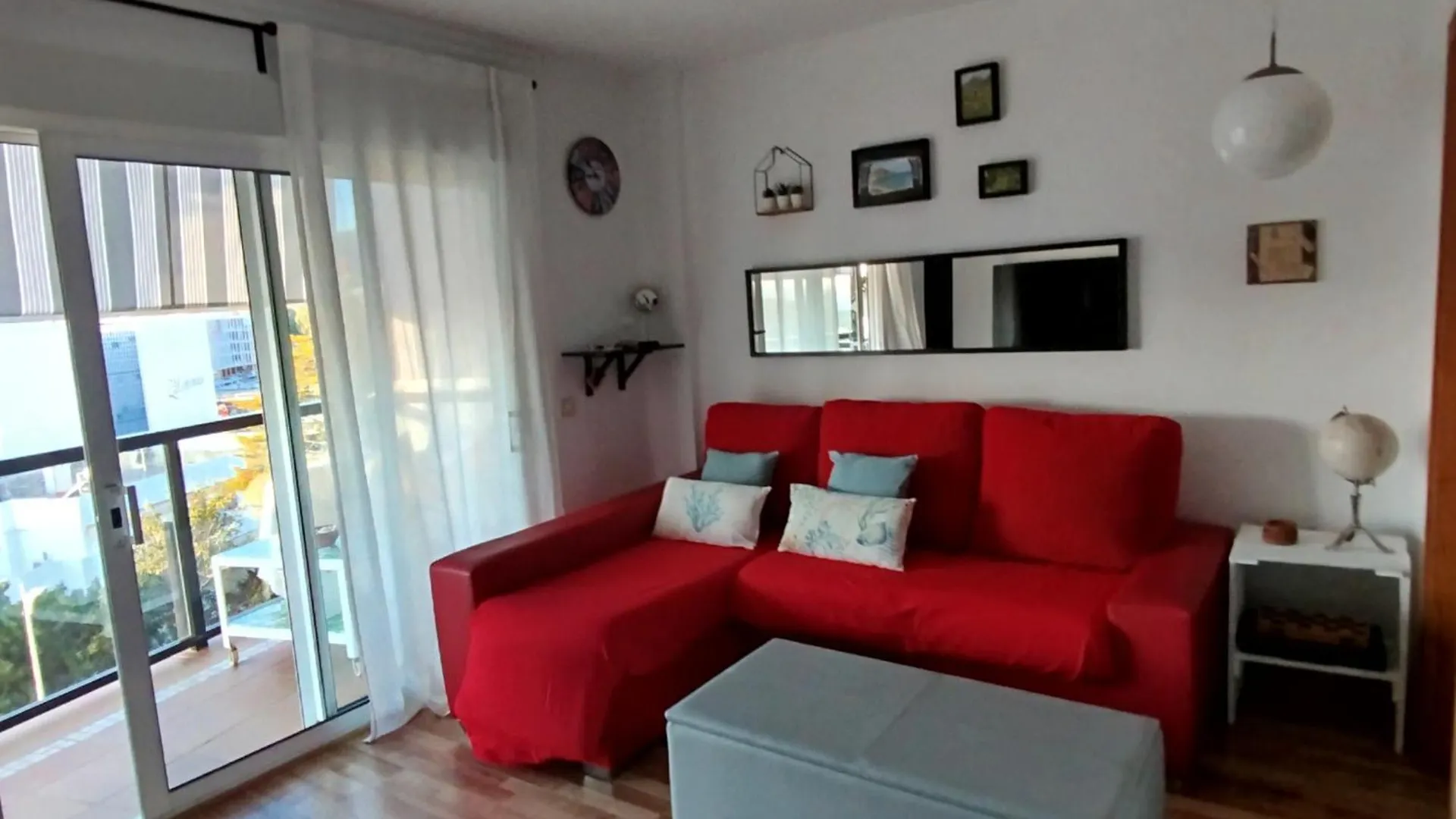 Apto. residencial en Torremolinos con piscina.
